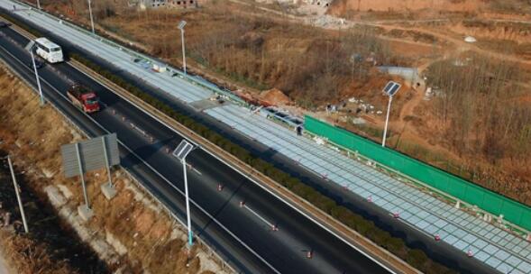 美媒：中國(guó)在太陽(yáng)能公路領(lǐng)域的發(fā)展將超越美國(guó)(圖1)