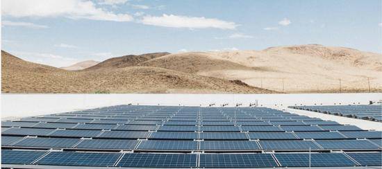 特斯拉公布全球最大屋頂光伏電站照片(圖1)