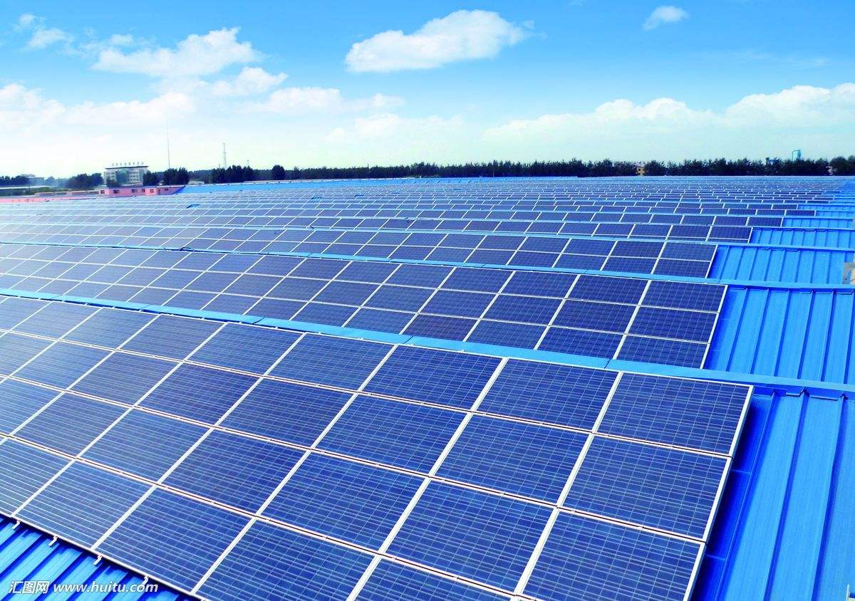 海外市場(chǎng)撐起八成出貨 光伏企業(yè)利潤(rùn)創(chuàng)新高(圖1)