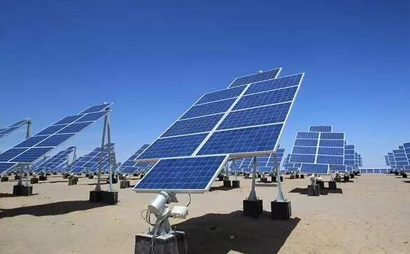 光伏發(fā)電的原理和優(yōu)勢,為什么要大力發(fā)展?(圖1) 江蘇光伏發(fā)電前十名個企業(yè)